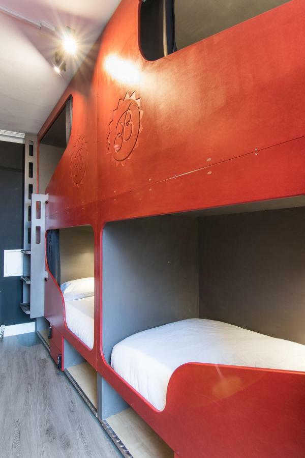 Bazpackers Auberge de jeunesse *
